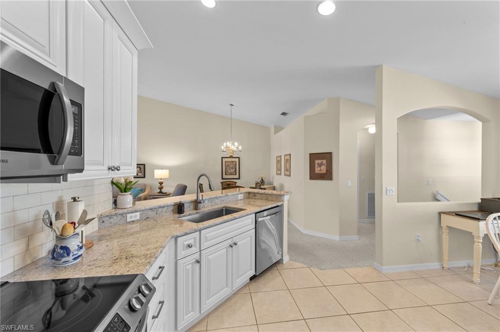 GARDEN LAKES - Residential