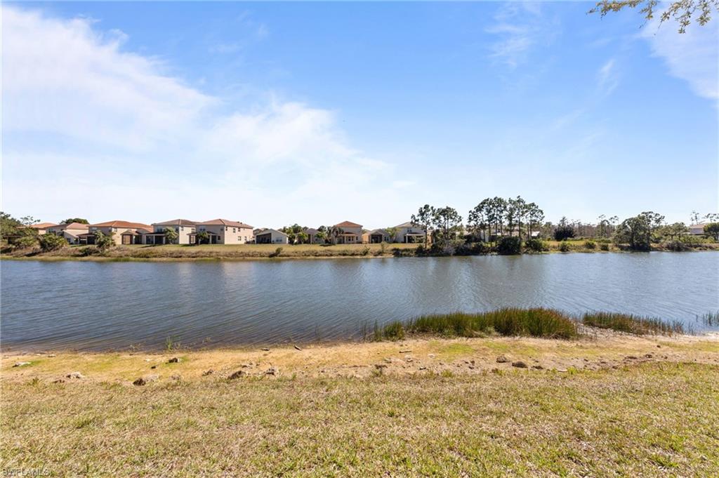 GARDEN LAKES - Residential