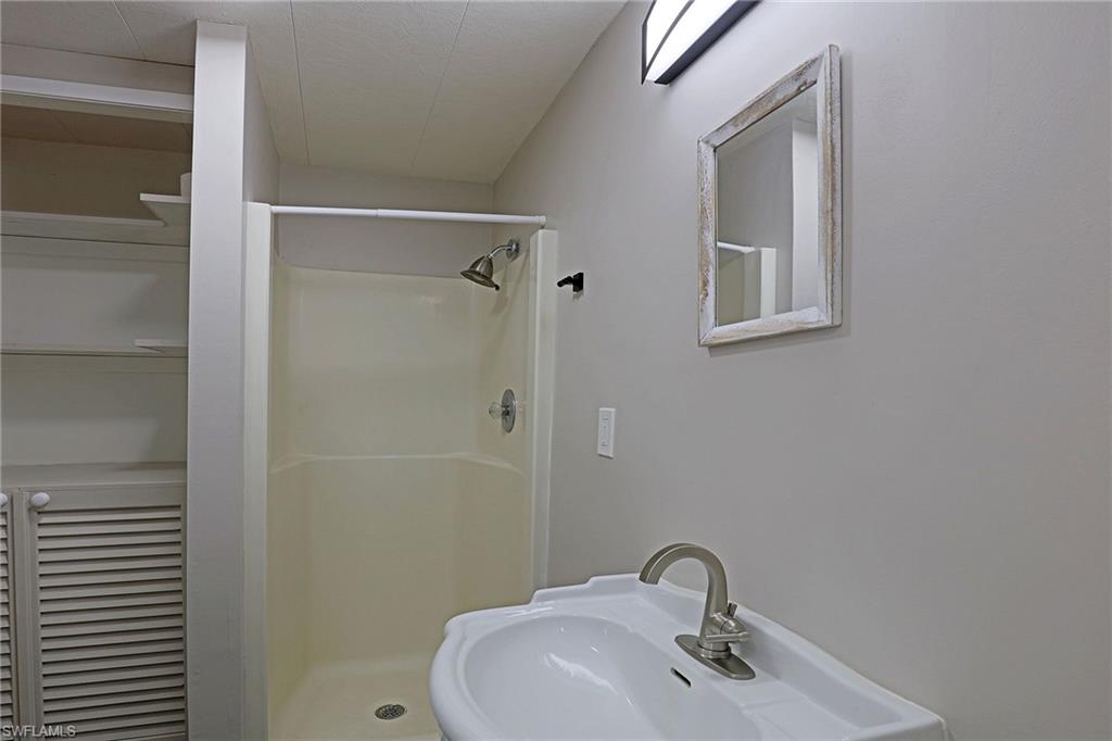 RIVERLAWN TERRACE - Residential