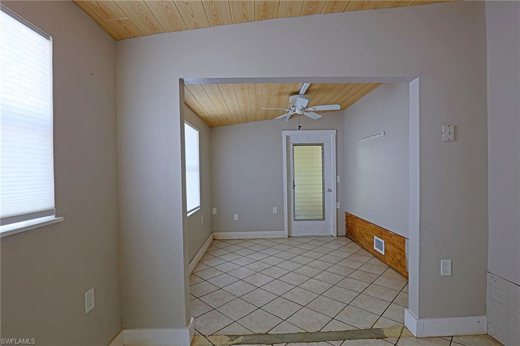 RIVERLAWN TERRACE - Residential