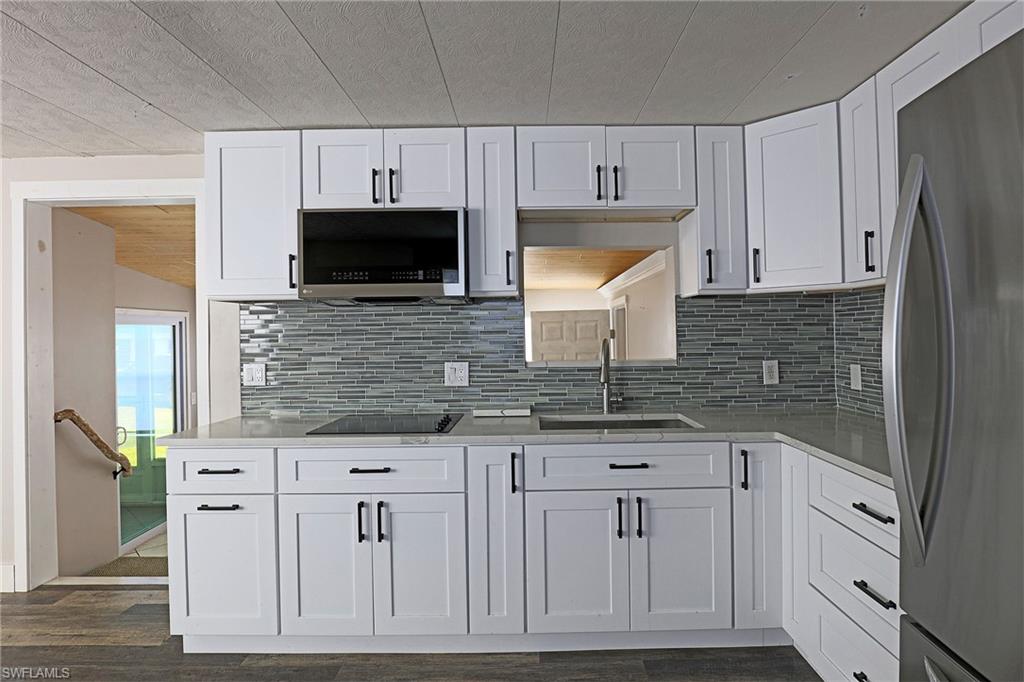 RIVERLAWN TERRACE - Residential