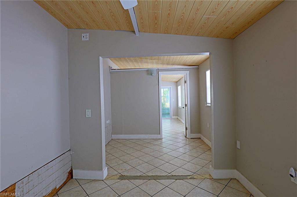 RIVERLAWN TERRACE - Residential