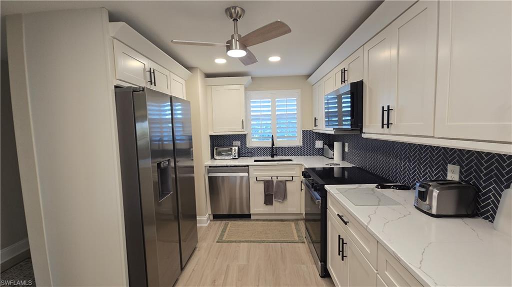 ANCHORAGE AT VANDERBILT - Residential Lease