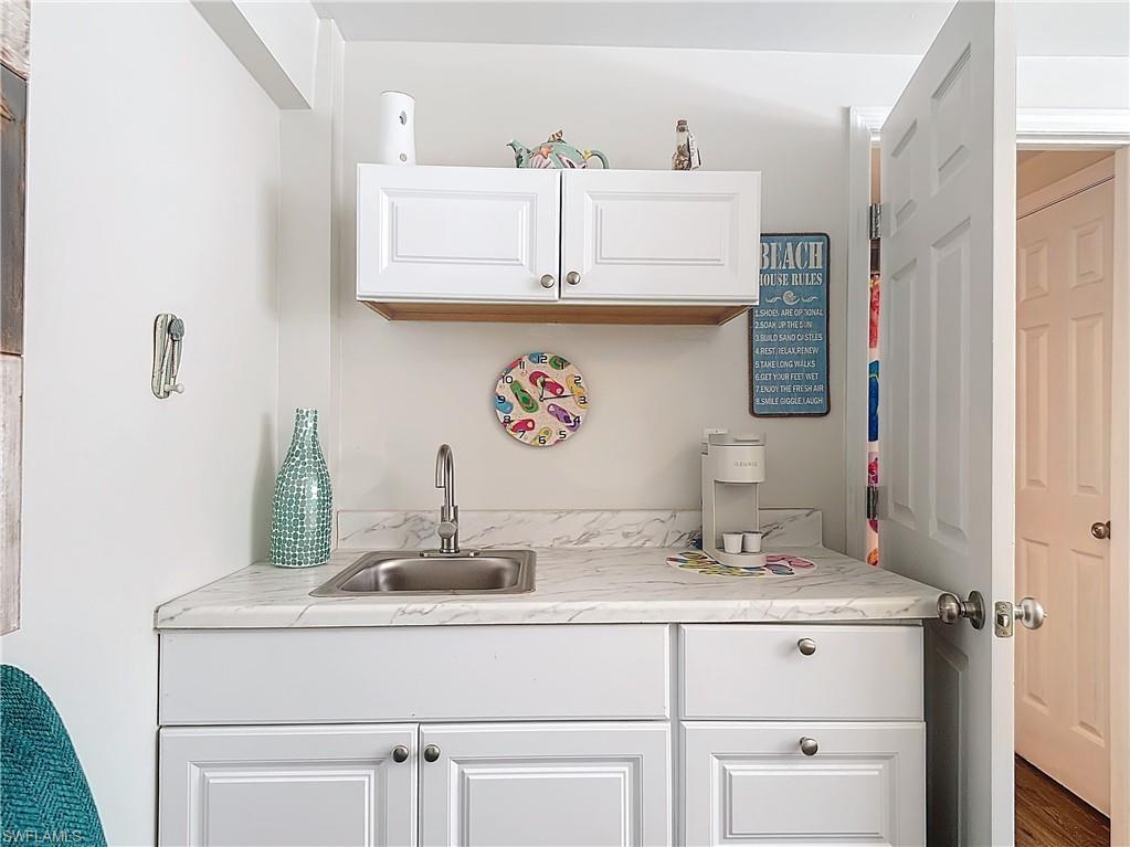 HILLS T.P. - Residential