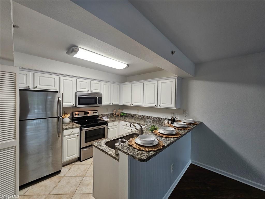 THE RESIDENCE - Residential