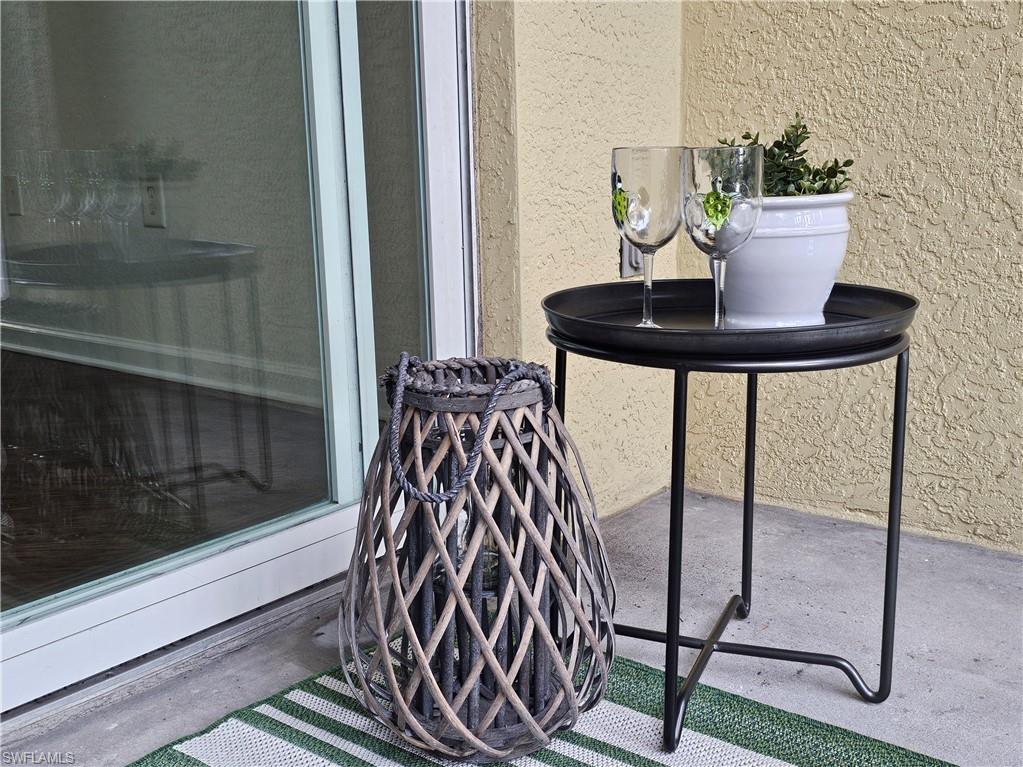 THE RESIDENCE - Residential