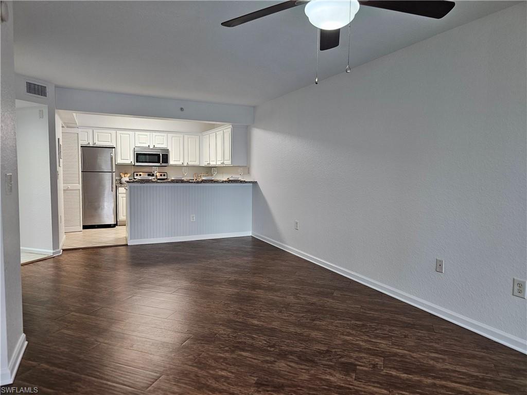 THE RESIDENCE - Residential