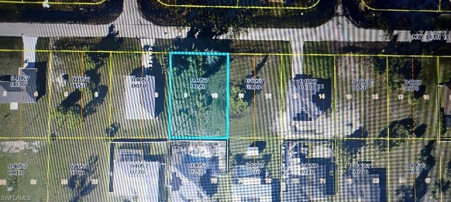 Prime vacant lot! This property offers a perfect canvas to build your dream home or investment project in a growing area. Conveniently situated near schools, shopping, dining, and just a short drive to beautiful beaches. Enjoy the Florida lifestyle with nearby parks, golf courses, and canals. Don't miss this opportunity to own a piece of paradise!