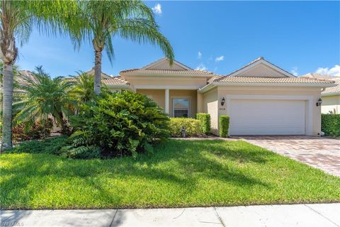 A home in NAPLES