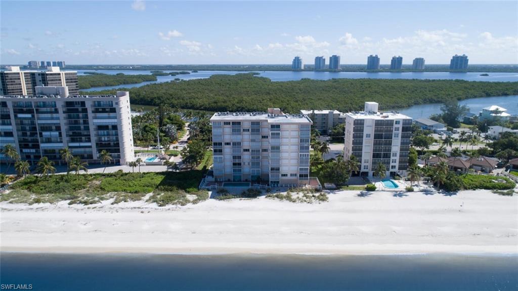 THE EGRET - Residential