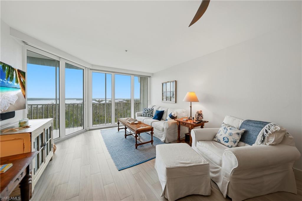 SEAGRAPE - Residential