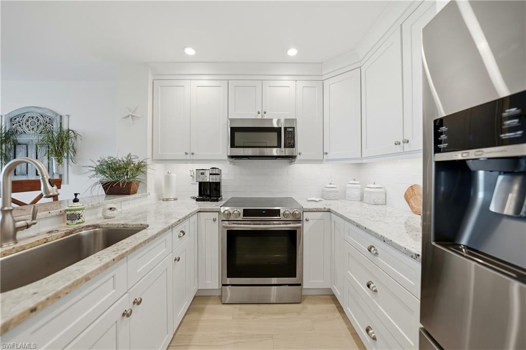 SEAGRAPE - Residential