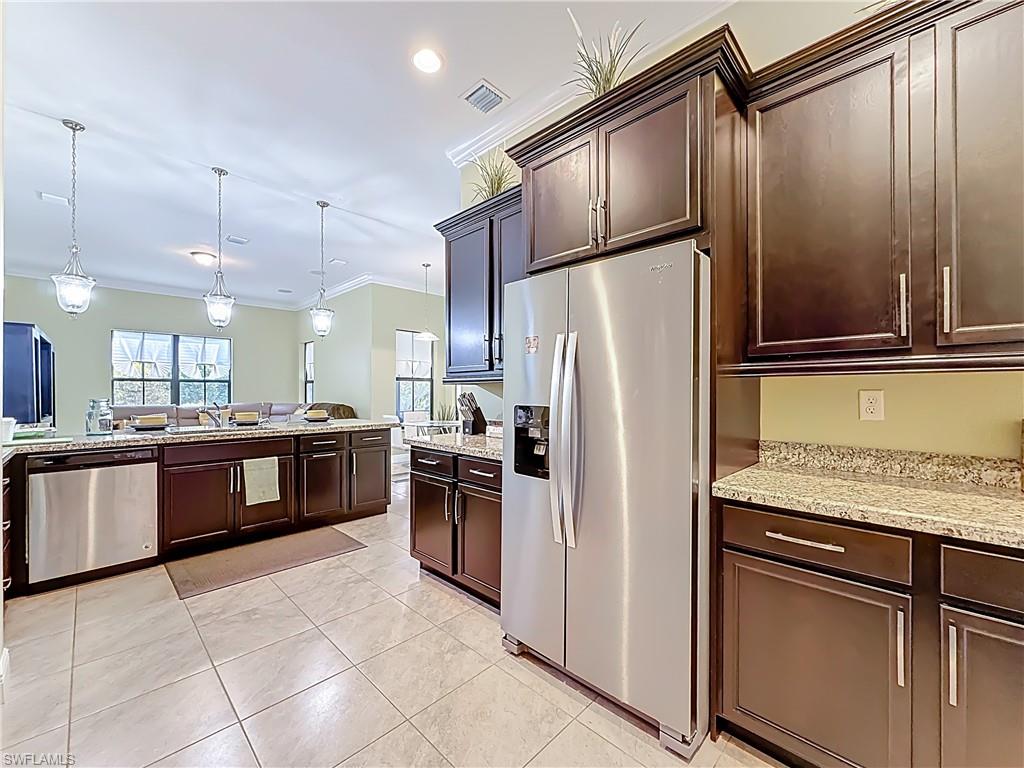 MAPLE RIDGE - Residential Lease