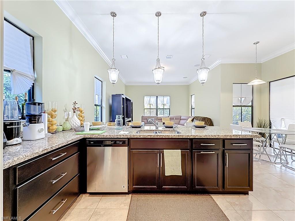 MAPLE RIDGE - Residential Lease