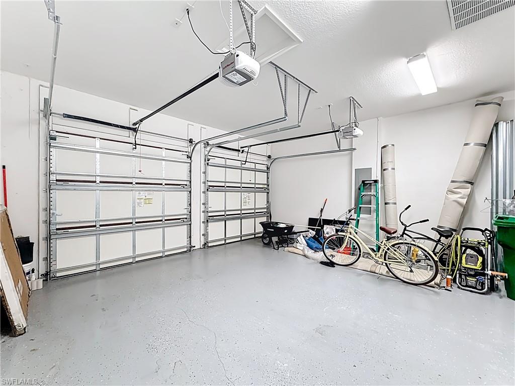 MAPLE RIDGE - Residential Lease