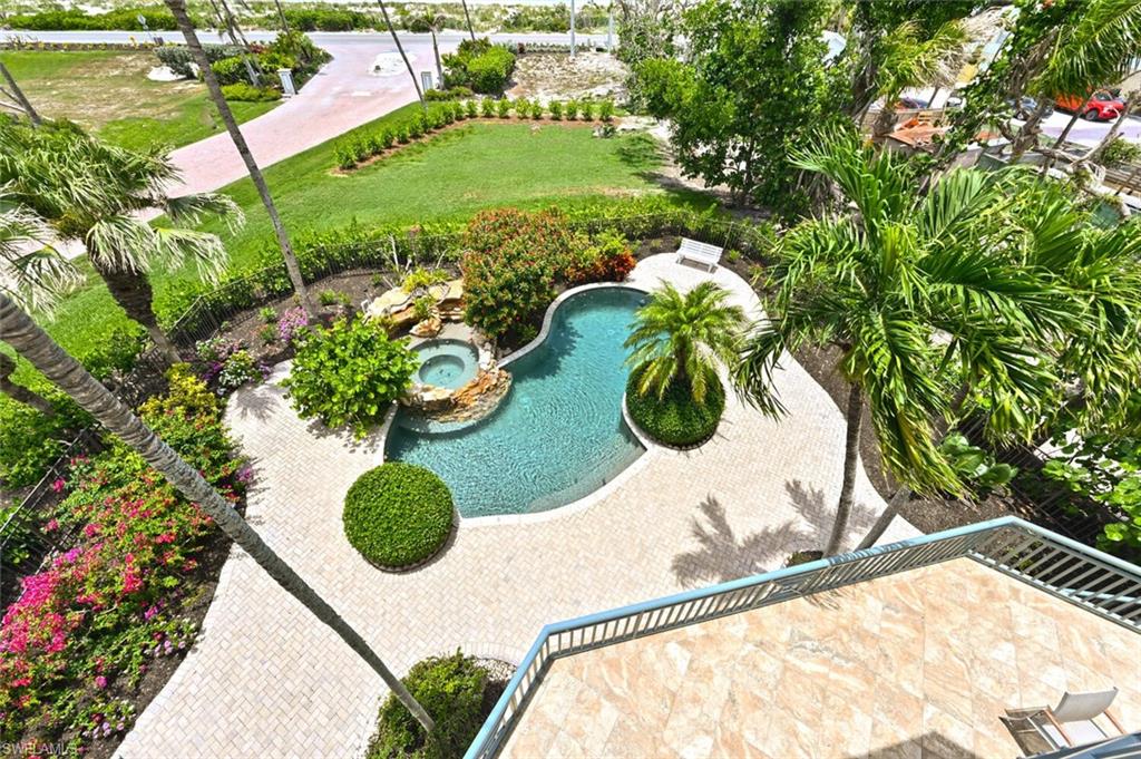 TARPON BAY AT CAPTIVA - Residential