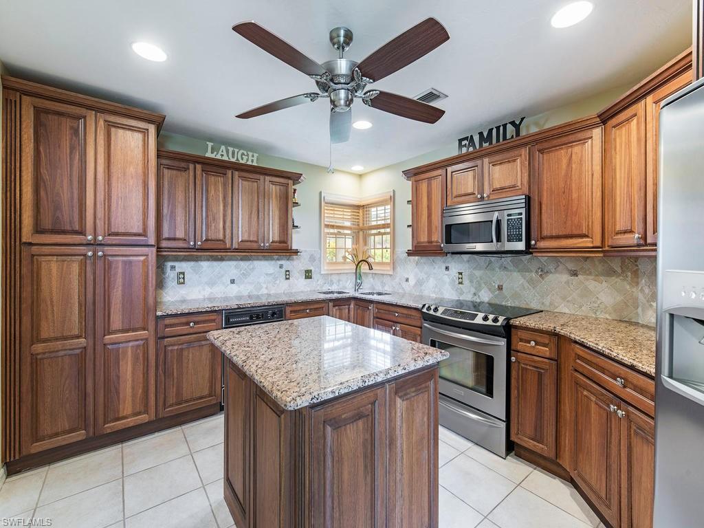 EAGLE CREEK ESTATES - Residential