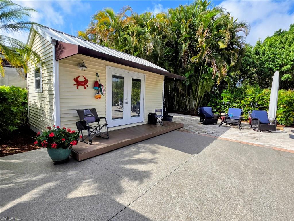 RIVERBEND MOTORCOACH RESORT - Land