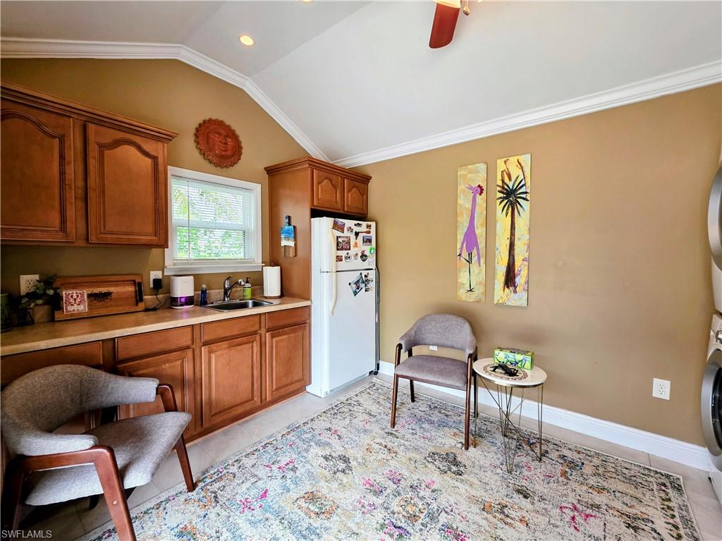 RIVERBEND MOTORCOACH RESORT - Land