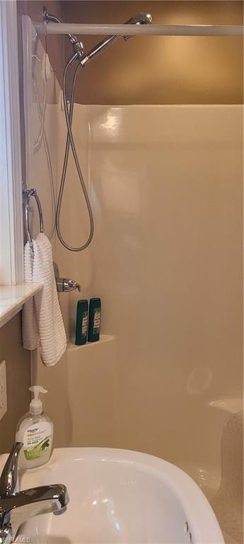 RIVERBEND MOTORCOACH RESORT - Land