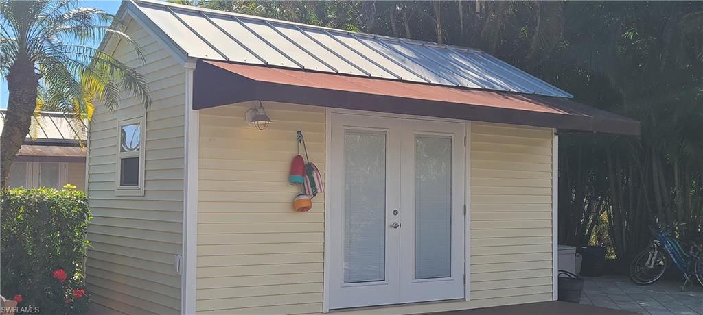 RIVERBEND MOTORCOACH RESORT - Land