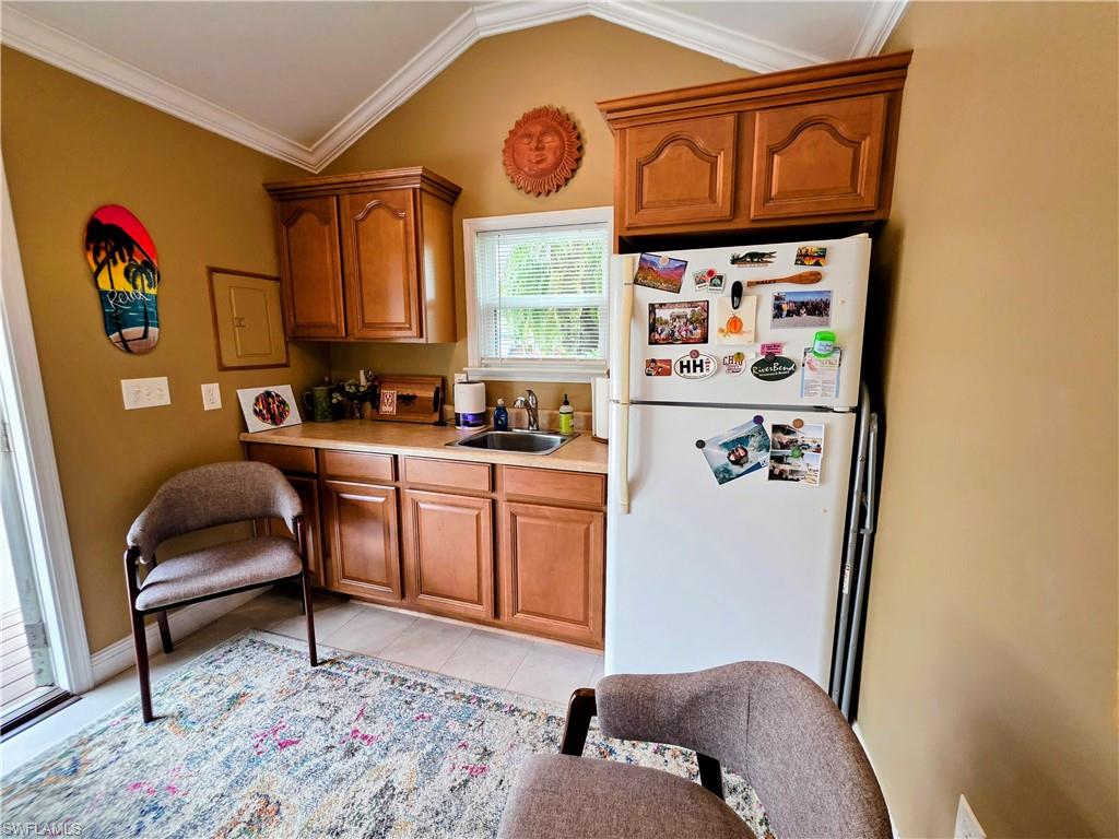 RIVERBEND MOTORCOACH RESORT - Land