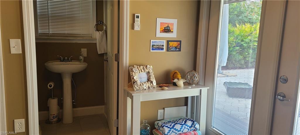 RIVERBEND MOTORCOACH RESORT - Land