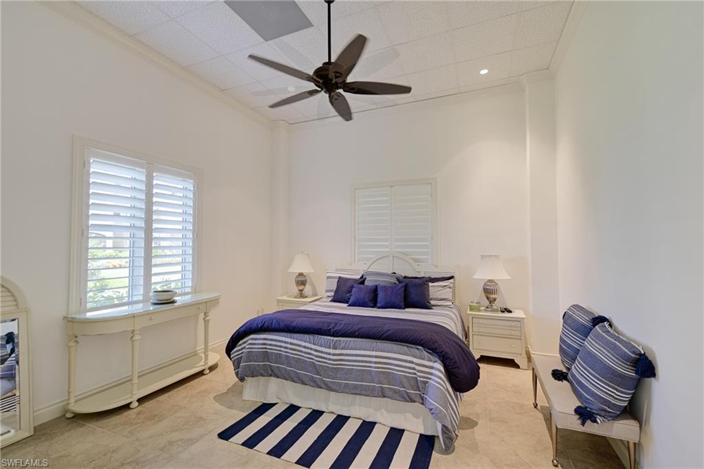 BAREFOOT BEACH - Residential