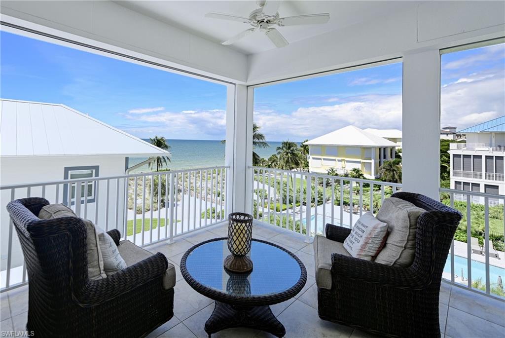 BAREFOOT BEACH - Residential