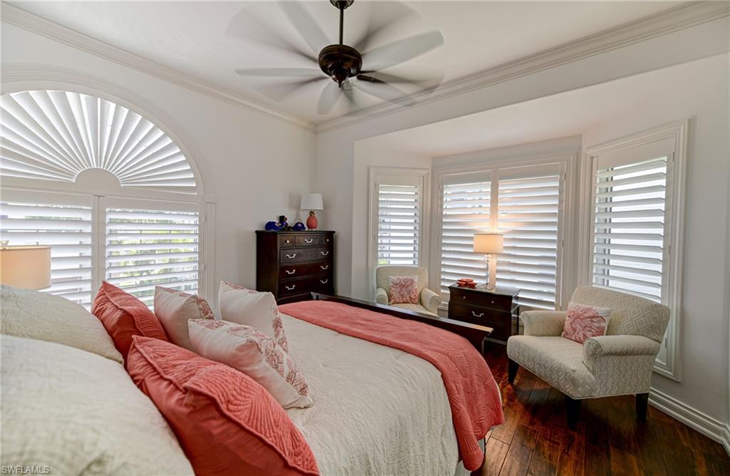 BAREFOOT BEACH - Residential