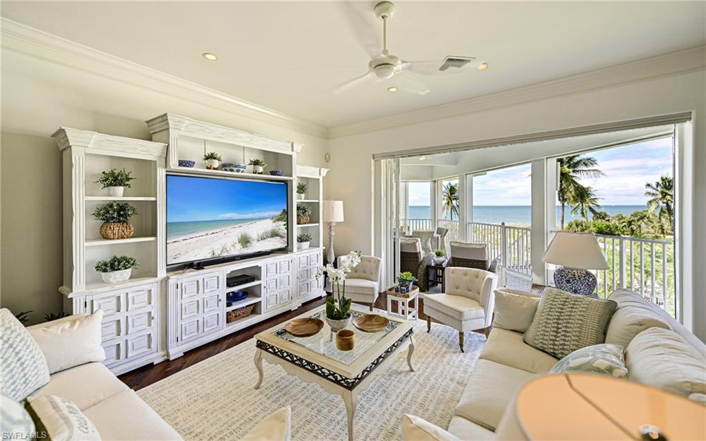 BAREFOOT BEACH - Residential