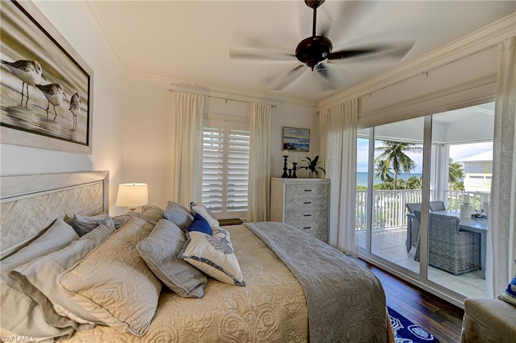 BAREFOOT BEACH - Residential