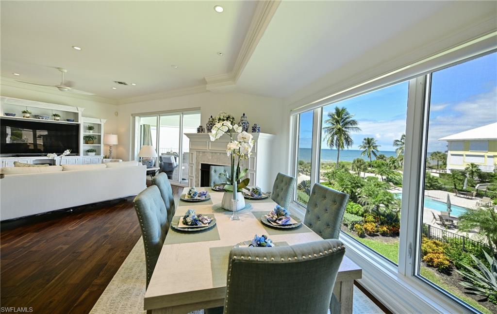 BAREFOOT BEACH - Residential