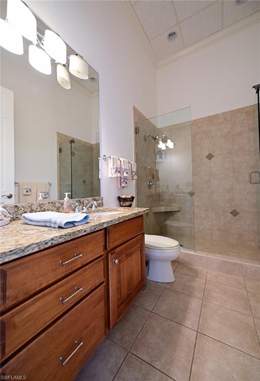 BAREFOOT BEACH - Residential