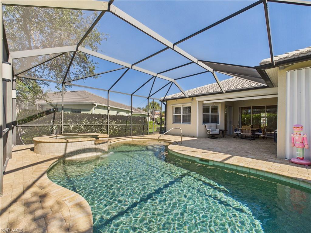 COLONIAL SHORES - Residential