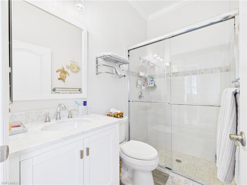 COLONIAL SHORES - Residential