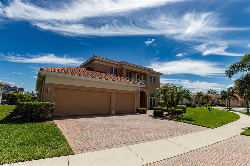 BEVERLY HILLS - Residential Lease