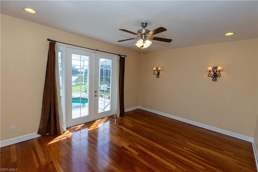 BEVERLY HILLS - Residential Lease