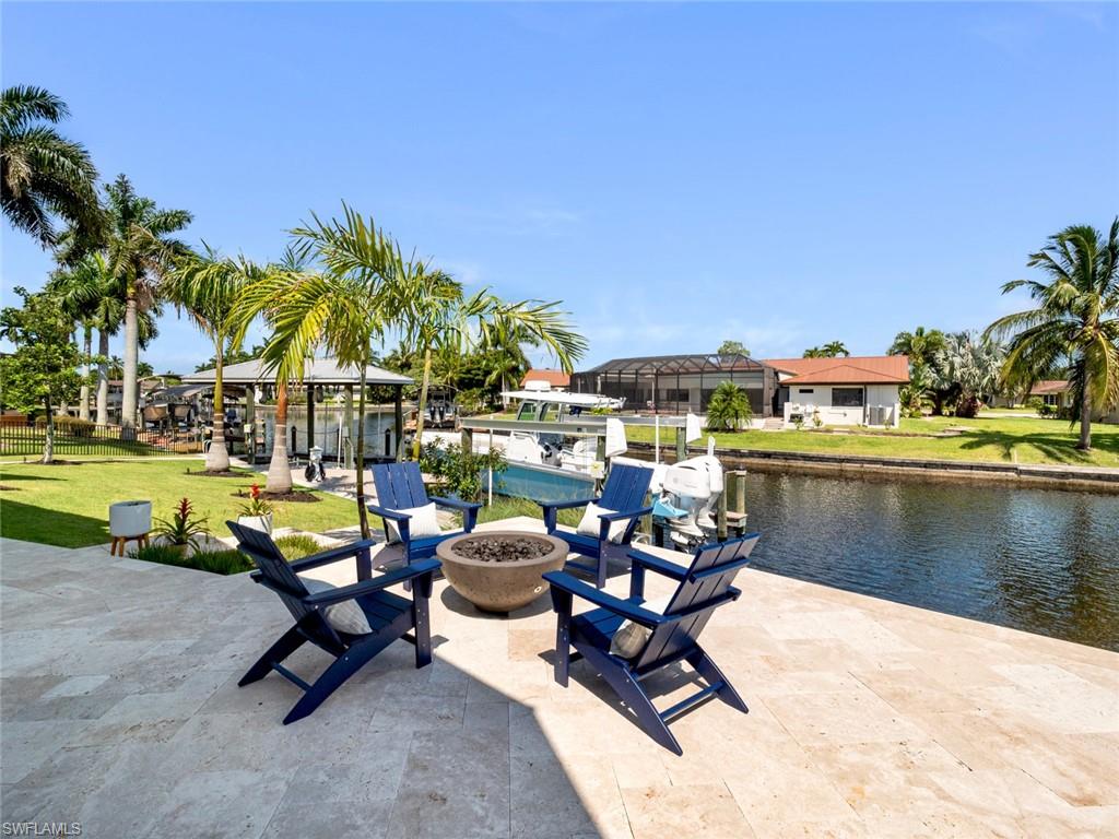 TOWN AND RIVER - Residential