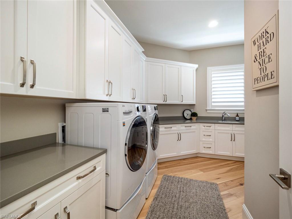 TOWN AND RIVER - Residential