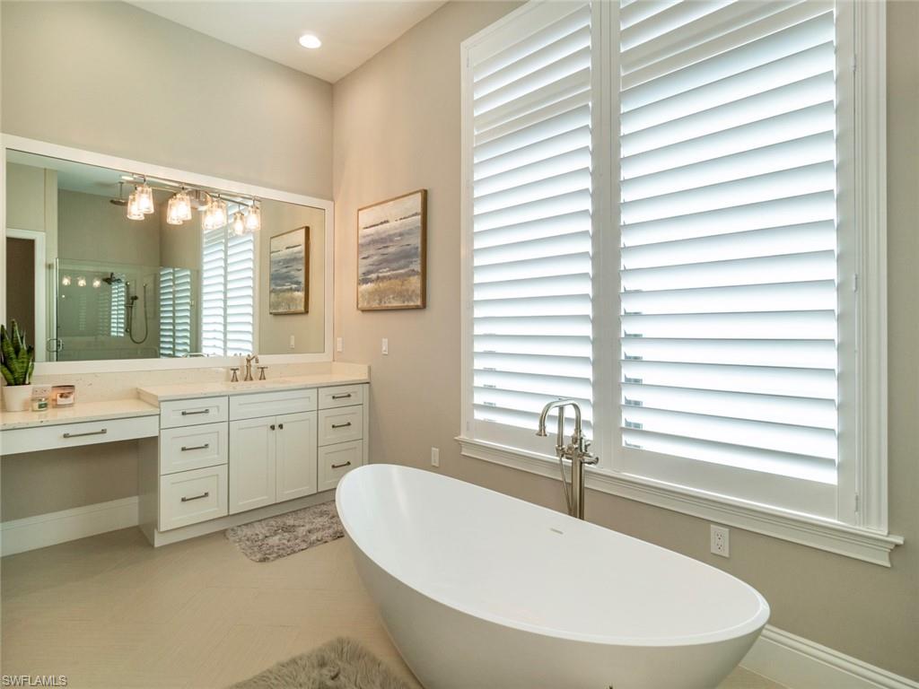 TOWN AND RIVER - Residential