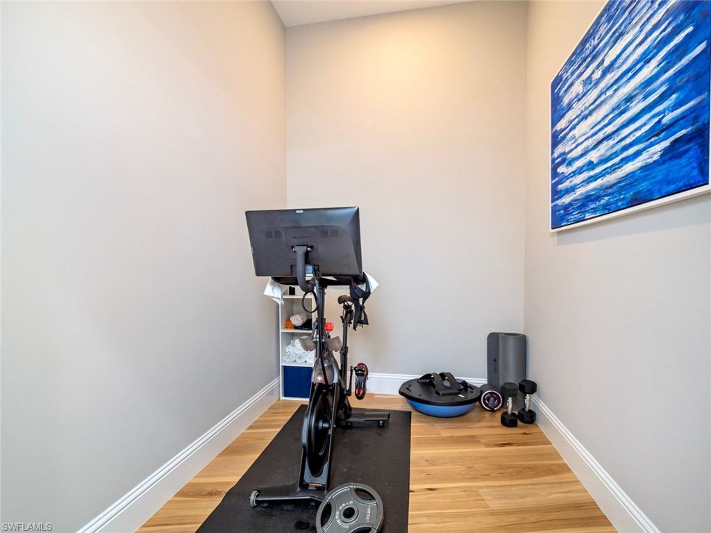 TOWN AND RIVER - Residential