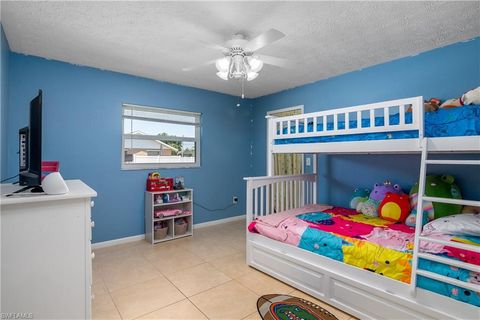 Ranch in NORTH FORT MYERS FL 11401 Habersham CT 27.jpg