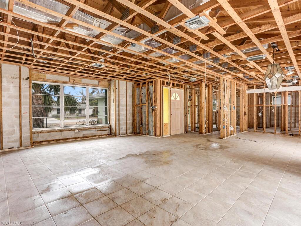 WEST ROCKS - Residential