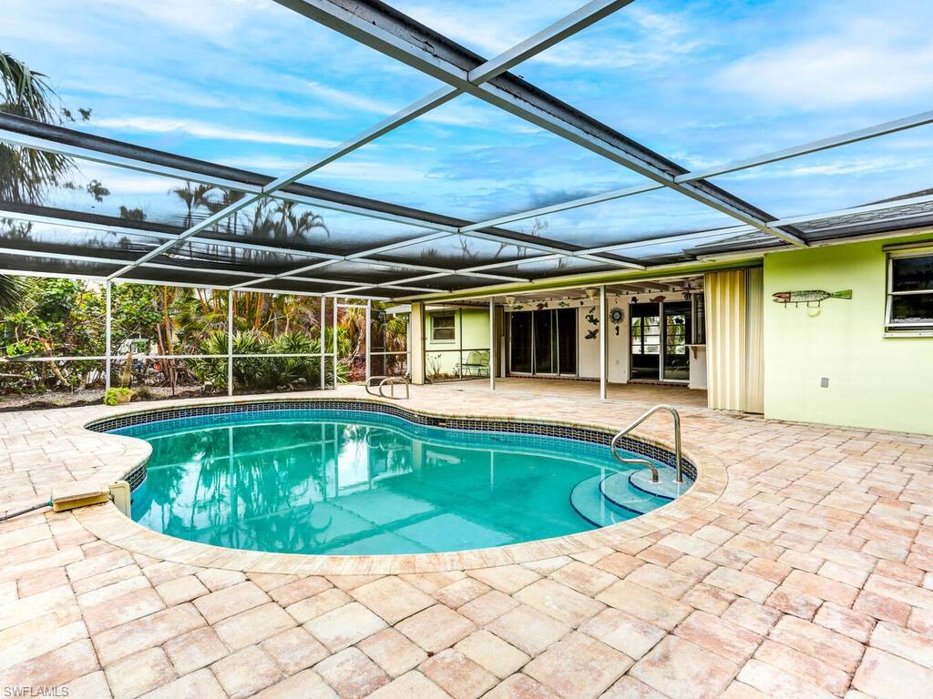 WEST ROCKS - Residential