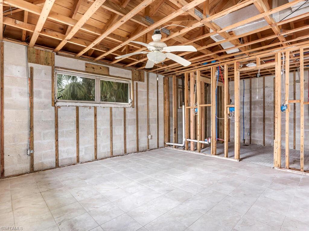 WEST ROCKS - Residential