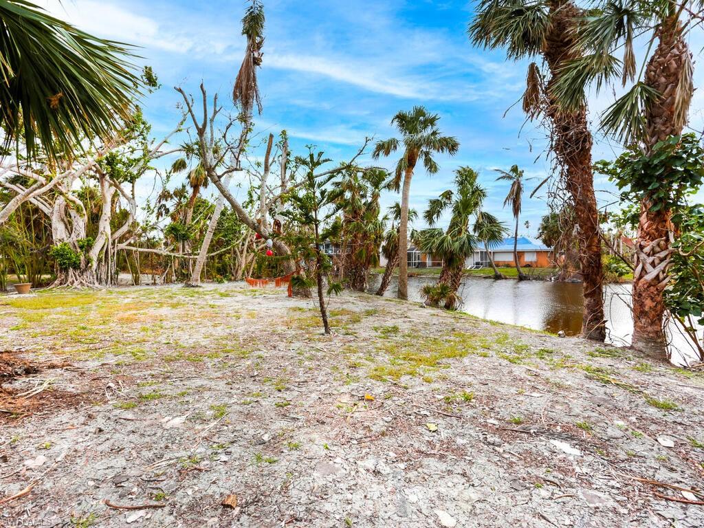 WEST ROCKS - Residential