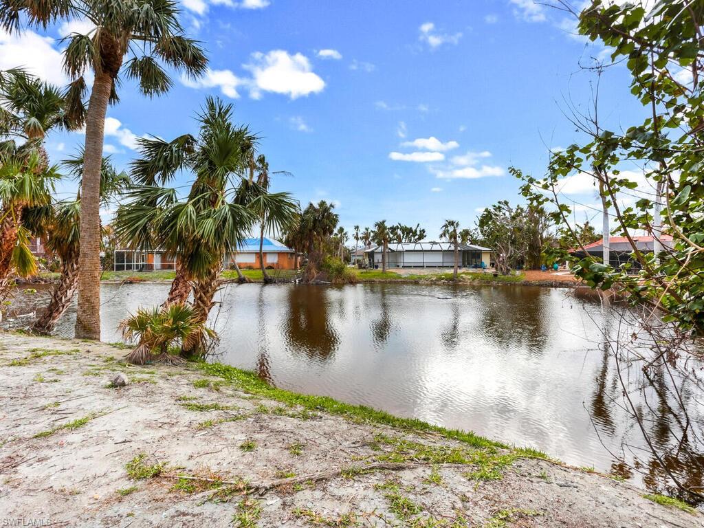 WEST ROCKS - Residential