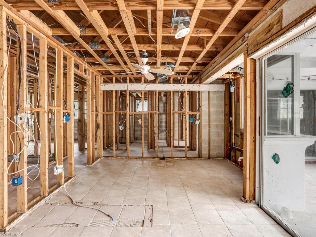 WEST ROCKS - Residential