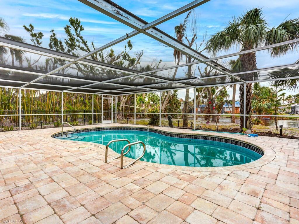 WEST ROCKS - Residential